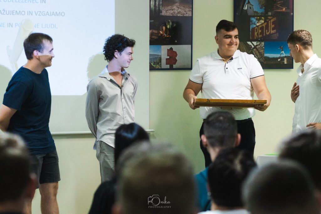 Podelitev spričeval poklicne mature